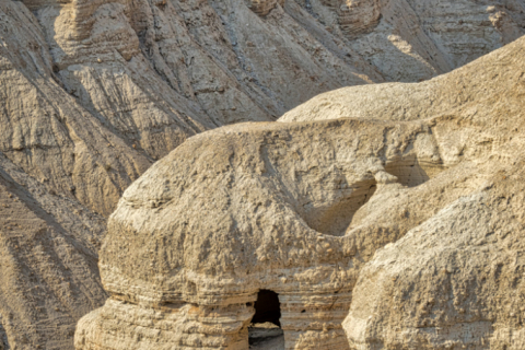 Qumran, Cave 4